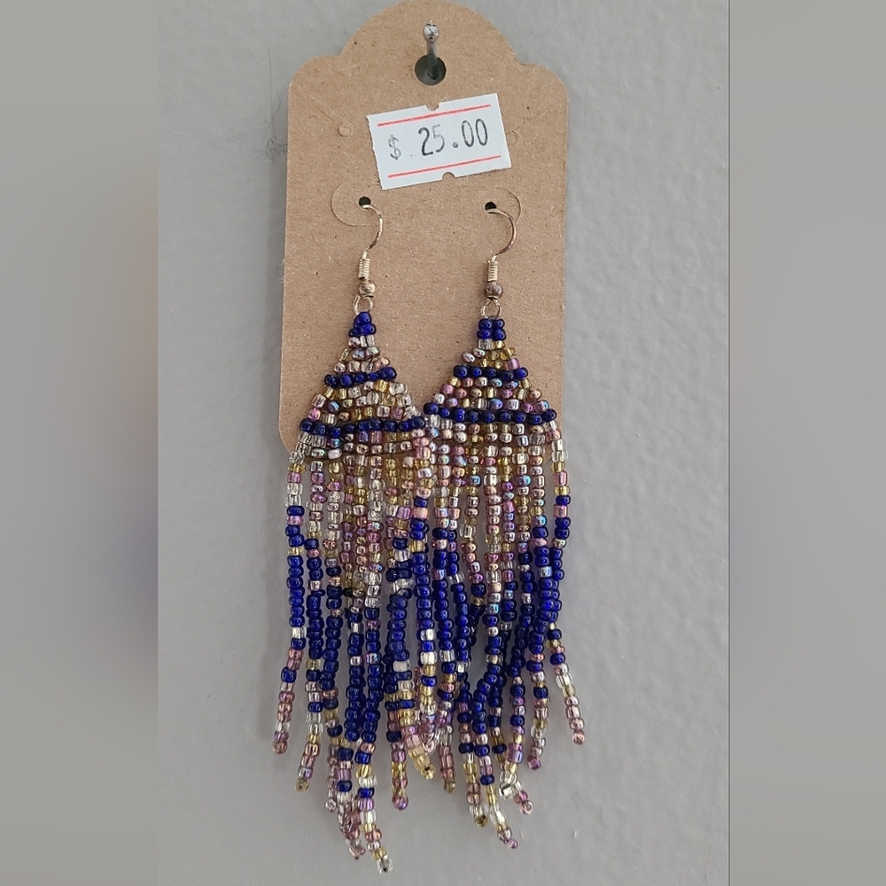 Handmade beautiful beaded‎ earrings - Picture 4 of 8